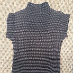 Dark Brown Pleated Short Sleeve Top.